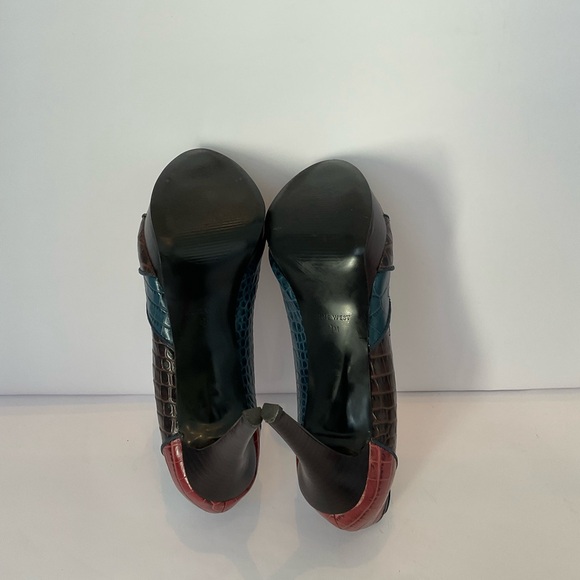 Nine West Coconuto Teal and Red Peep Toe Heels - Picture 7 of 7